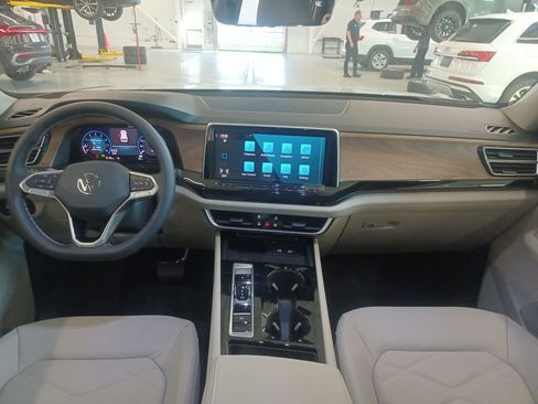 New 2026 Volkswagen Atlas SE AWD/4WD image 12