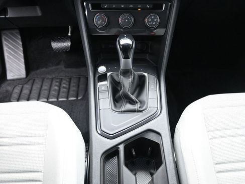 Used 2024 Volkswagen Tiguan S image 13