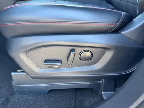 Used 2025 Ford Explorer ST-Line AWD/4WD image 18