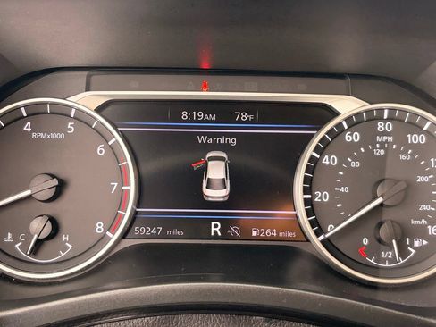 Certified 2024 Nissan Sentra SV FWD image 31