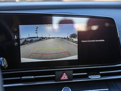 New 2026 Hyundai Elantra Limited FWD image 28