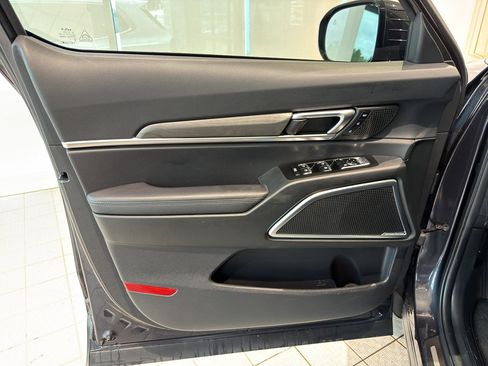 Used 2025 Kia Telluride SX X-Line AWD/4WD image 13