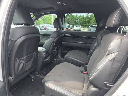 Used 2025 Hyundai Palisade Calligraphy AWD/4WD image 11
