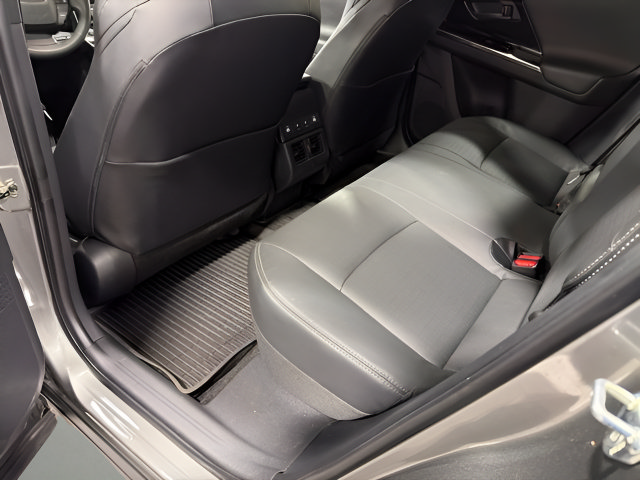 Certified 2023 Subaru Solterra AWD image 27