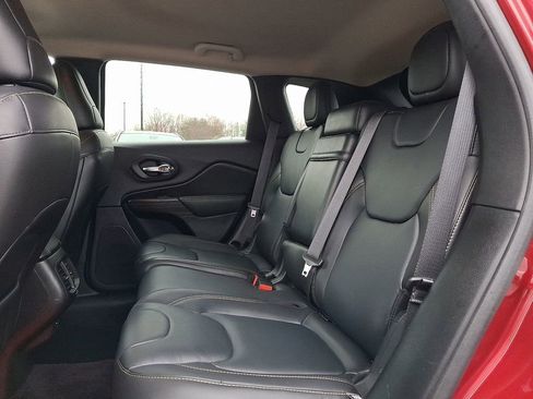 Certified 2017 Jeep Cherokee Limited image 10