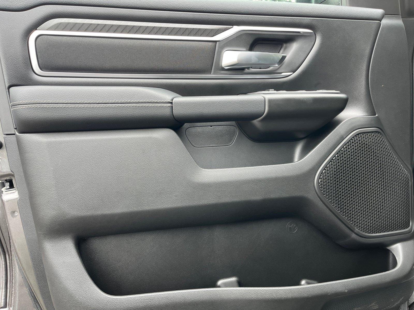 New 2026 RAM 1500 Big Horn AWD/4WD image 15