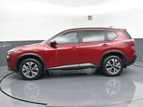 Used 2023 Nissan Rogue SV FWD image 4