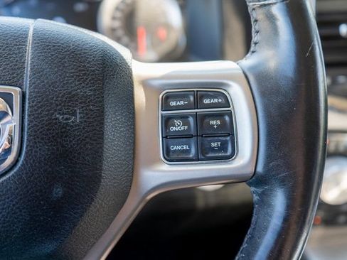 Used 2018 RAM 1500 Laramie w/ Convenience Group AWD/4WD image 28