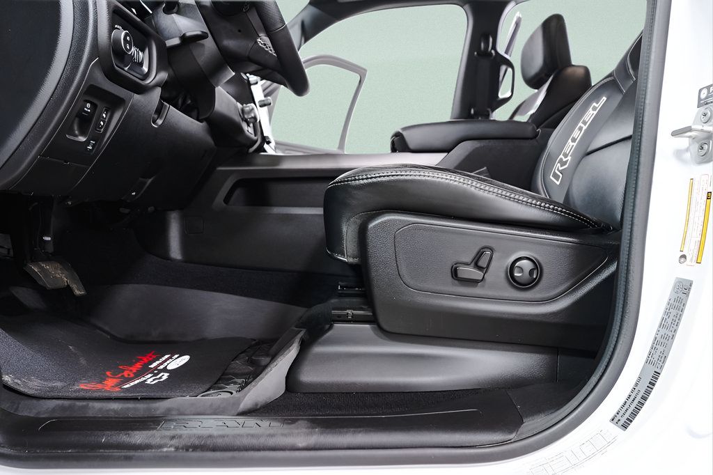 Used 2025 RAM 1500 Rebel w/ Rebel Level 2 Equipment Group AWD/4WD image 29