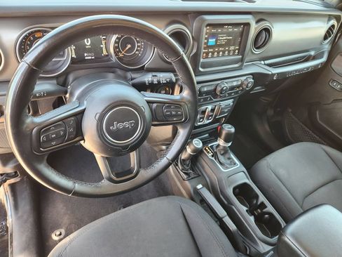 Used 2022 Jeep Wrangler Sport AWD/4WD image 26