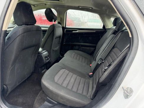 Used 2020 Ford Fusion SE image 8