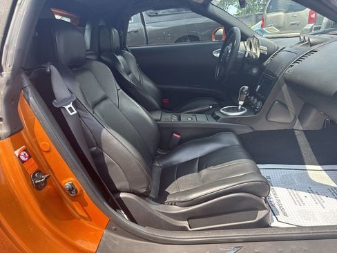 Used 2005 Nissan 350Z Touring image 36