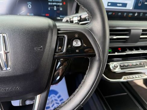 Used 2023 Lincoln Corsair Standard image 21
