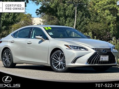 Used 2024 Lexus ES 300h w/ Premium Package