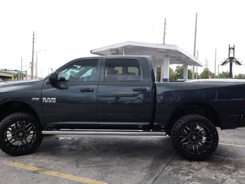 Used 2016 RAM 1500 Express RWD image 8