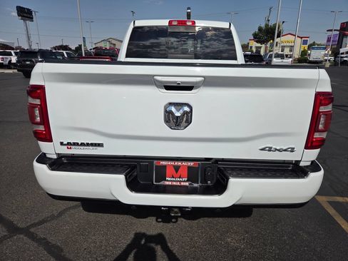 Used 2023 RAM 2500 Laramie AWD/4WD image 4