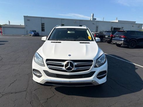 Used 2017 Mercedes-Benz GLE 350 4MATIC image 3