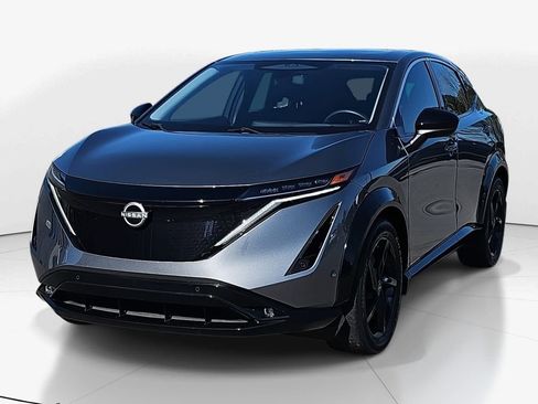 Used 2023 Nissan Ariya FWD image 10