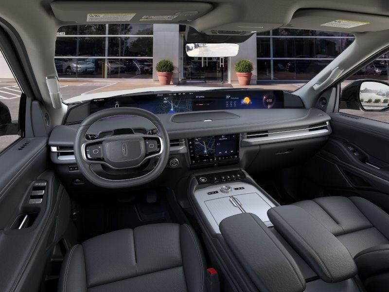 New 2026 Lincoln Navigator Reserve AWD/4WD image 9