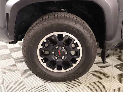 Used 2024 Toyota Tacoma TRD Off-Road AWD/4WD image 16