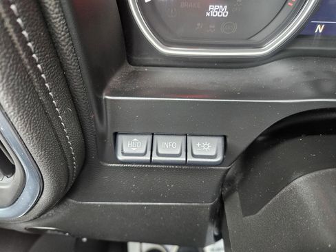 Used 2021 Chevrolet Silverado 1500 LTZ w/ Technology Package image 10