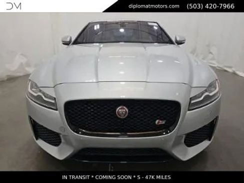 Used 2018 Jaguar XF S RWD image 2