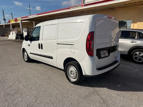 Used 2022 RAM ProMaster City Tradesman FWD image 4