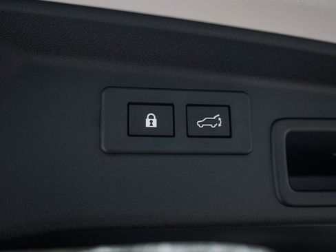 New 2026 Subaru Outback Touring XT image 9