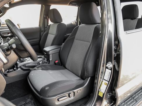 Used 2023 Toyota Tacoma TRD Sport AWD/4WD image 8