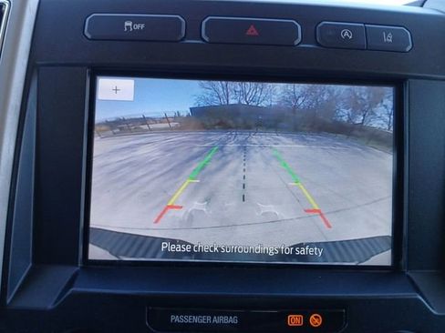 Used 2020 Ford F150 Lariat image 9