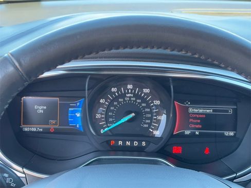 Used 2016 Ford Fusion SE image 23