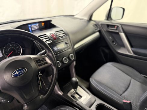 Used 2015 Subaru Forester 2.5i w/ Alloy Wheel Package image 20