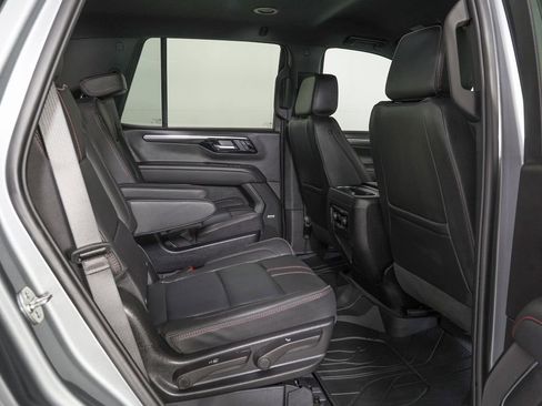 Used 2026 Chevrolet Tahoe RST w/ RST Performance Edition image 11