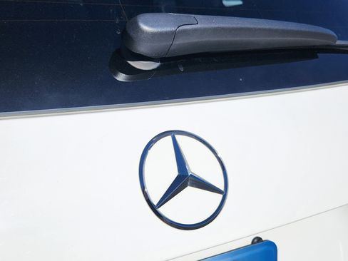 Used 2021 Mercedes-Benz GLA 250 4MATIC image 18