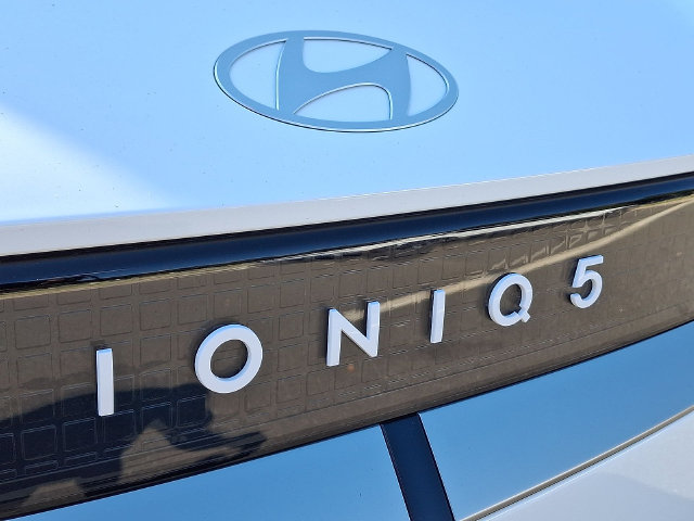 New 2027 Hyundai Ioniq 5 SE RWD image 26