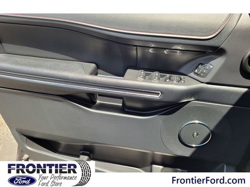 Used 2022 Ford Expedition Max Limited w/ Equipment Group 304A AWD/4WD image 19