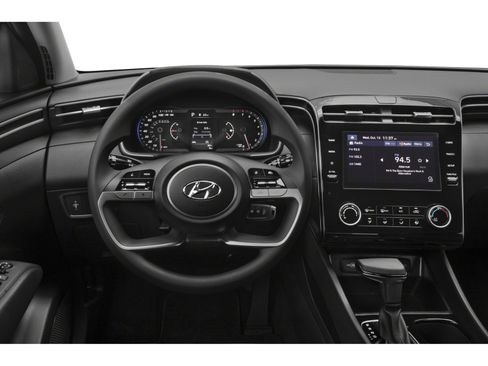 Used 2023 Hyundai Tucson SE AWD/4WD image 4