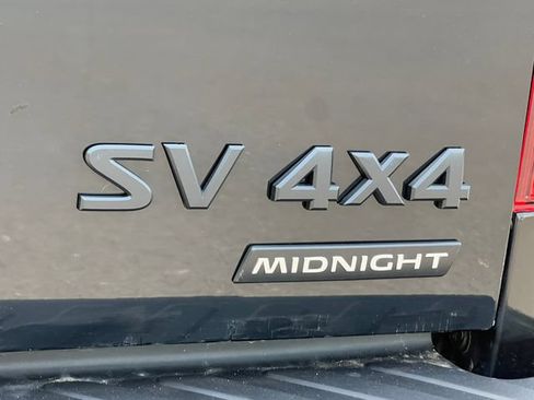 Used 2020 Nissan Frontier SV w/ Midnight Edition Floor Mats AWD/4WD image 2