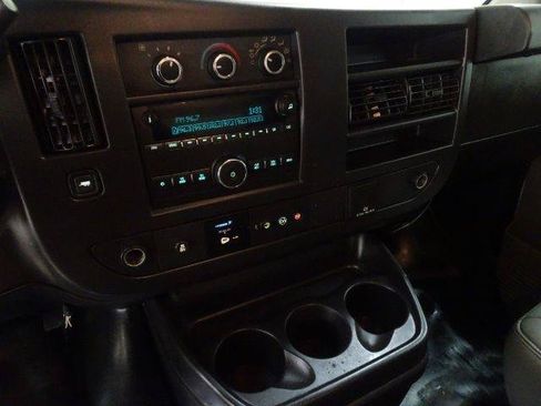 Used 2019 Chevrolet Express 3500 w/ Power Convenience Package RWD image 24