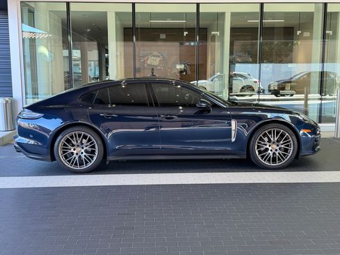 Certified 2023 Porsche Panamera Platinum Edition RWD image 7