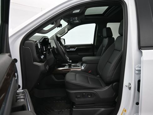 New 2026 Chevrolet Silverado 1500 LT Trail Boss w/ Safety Package AWD/4WD image 30