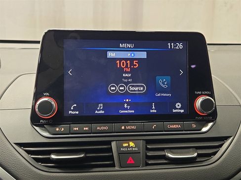 Used 2025 Nissan Altima 2.5 S image 21