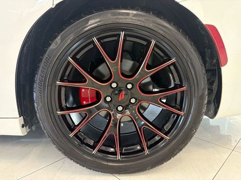 Used 2019 Dodge Charger SXT RWD image 38