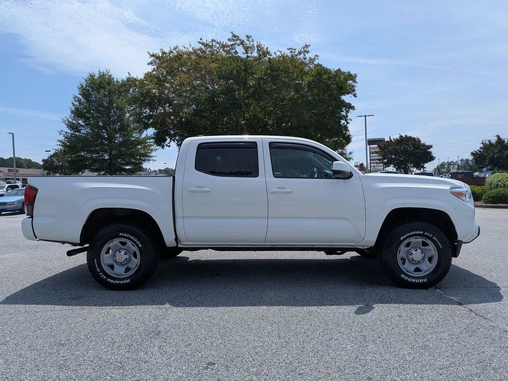 Used 2023 Toyota Tacoma SR AWD/4WD image 9