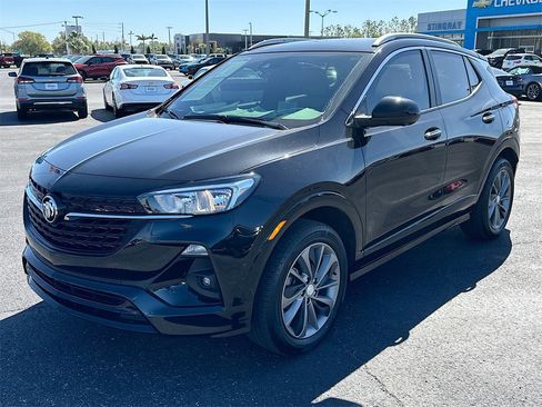 Certified 2022 Buick Encore GX Select w/ Advanced Technology Package image 3