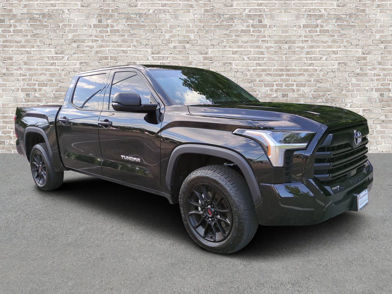 Used 2025 Toyota Tundra SR5 w/ SR5 Premium Package AWD/4WD image 1