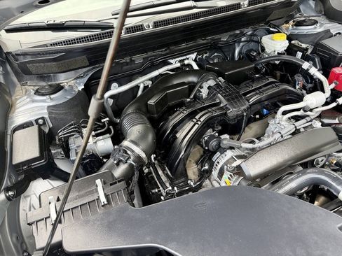 Used 2026 Subaru Outback Premium AWD/4WD image 16