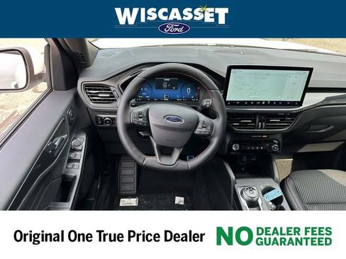 Used 2024 Ford Escape ST-Line Select w/ Tech Pack #2 image 7
