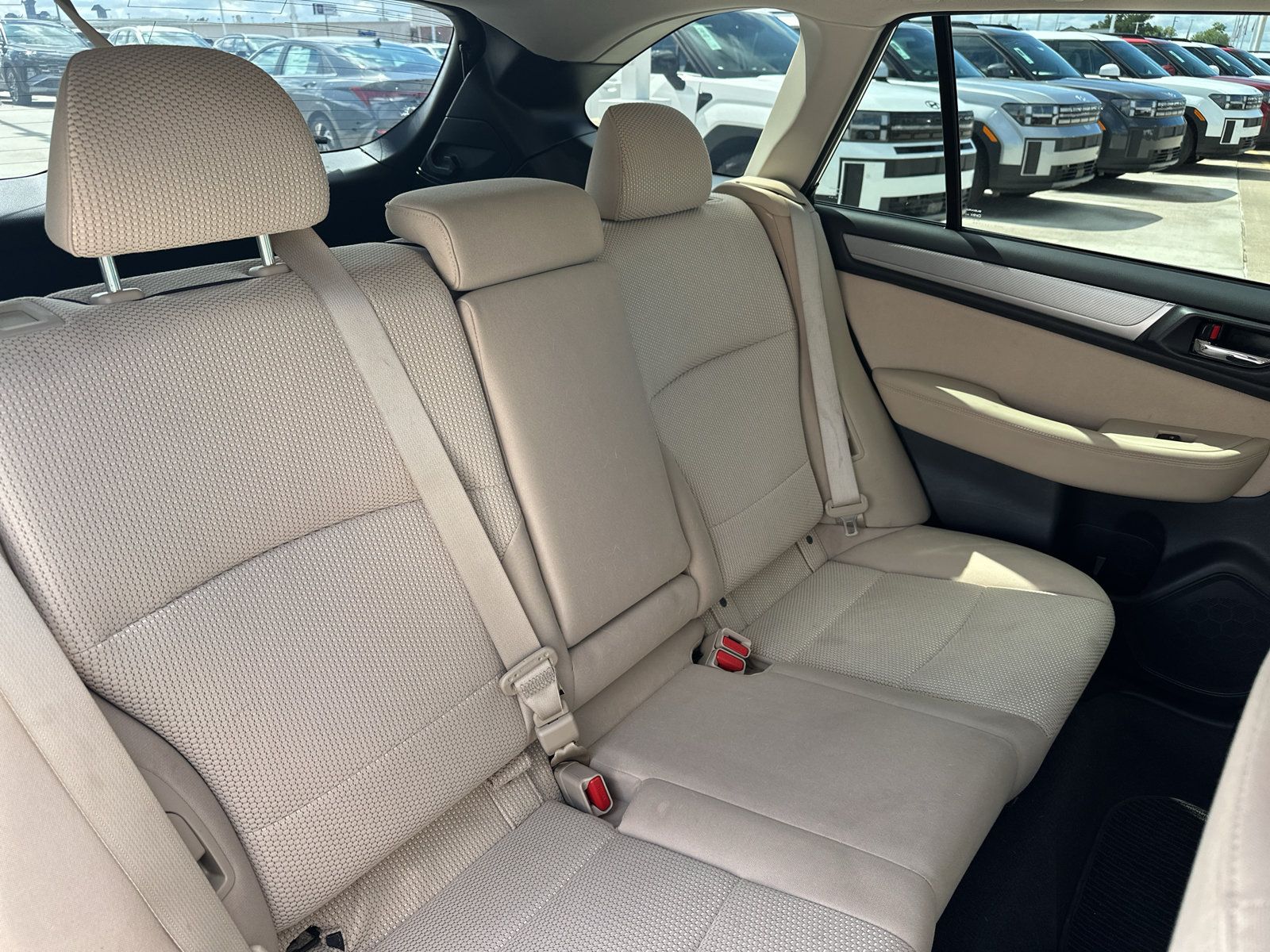 Used 2018 Subaru Outback 2.5i Premium AWD/4WD image 33