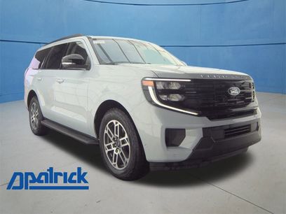 Used 2025 Ford Expedition Active